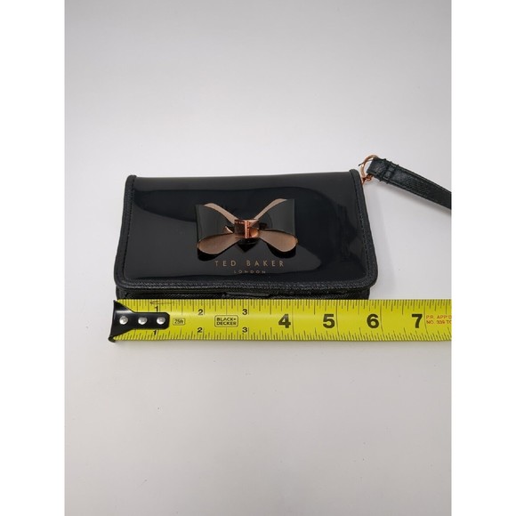 Ted Baker Bow Vinyl Patent Leather Black Purse Wallet VTG - Picture 7 of 8